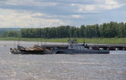 Буксирующий толкач, проекта Р-96Б (БТ-4)